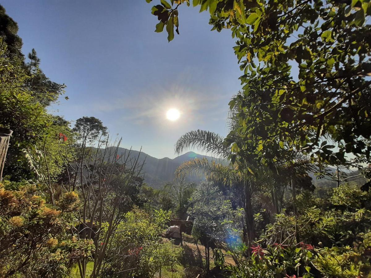 Вилла Chale Pakere Bellavista - Visao Magnifica Do Vale E Montanhas A Mais De Mil Metros De Altitude, Wi-Fi, Sauna, Piscina E Agua De Nascente Лумиар Экстерьер фото